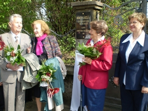 Németh László lányai az emléktábla avatáson